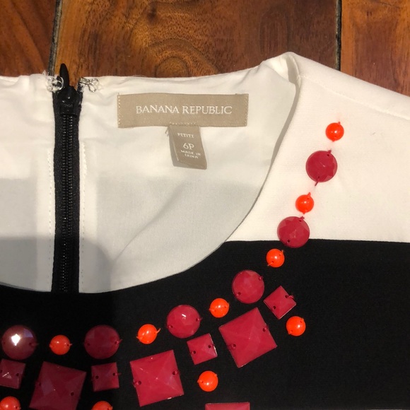 Banana Republic blouse. NEW WITHOUT TAGS! - Picture 3 of 3